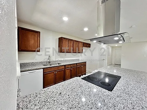 1410 Independence Trl Photo 1