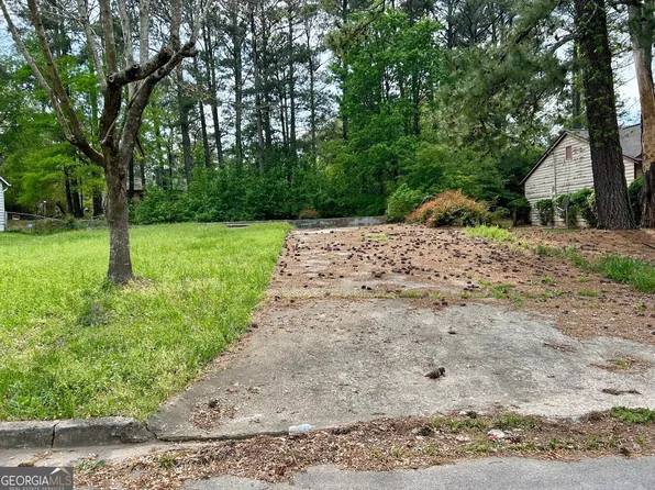 276 Independence Dr, Jonesboro, GA 30238