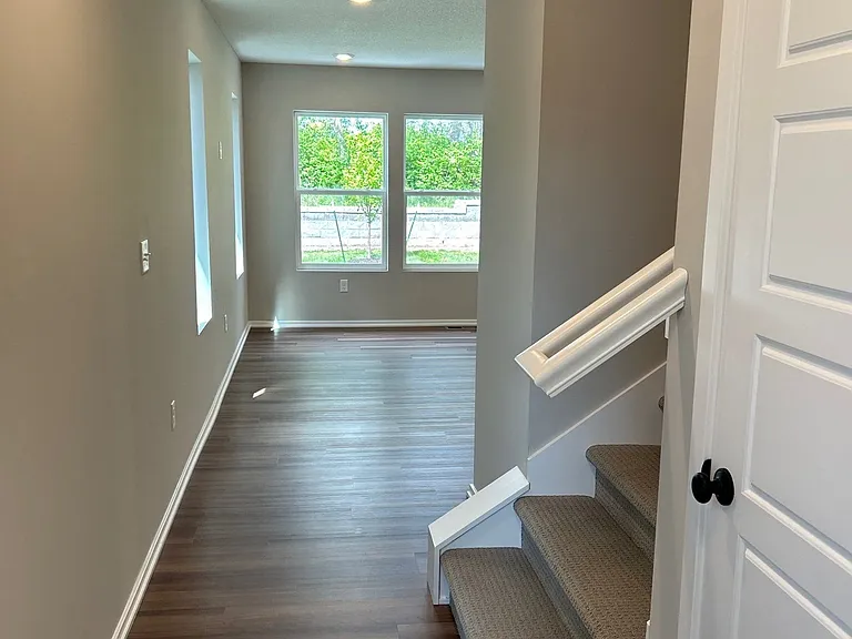 8709 SW Brickell Dr — Photo 2