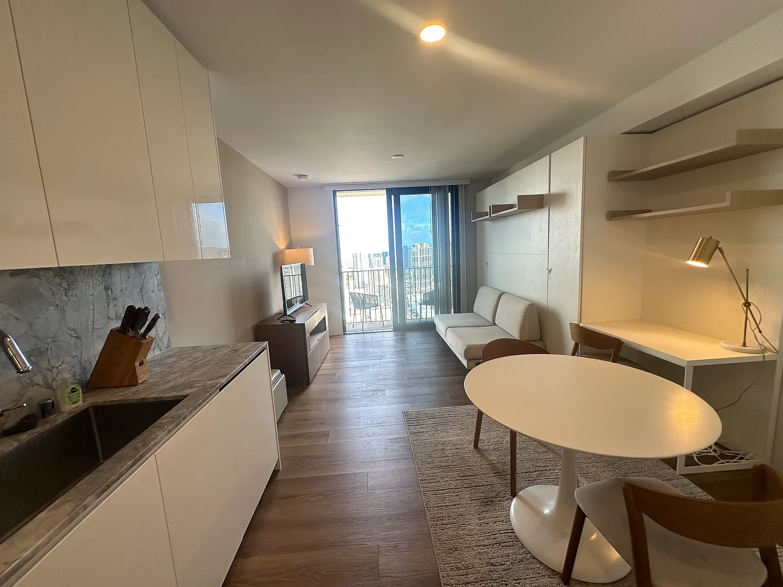 Studio, 400 sqft, $3,000 — Photo 4