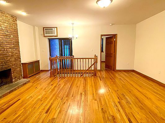 2nd image of 24 W 87th St APT B