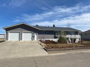 326 W Van Buren Ave, Chester, MT 59522