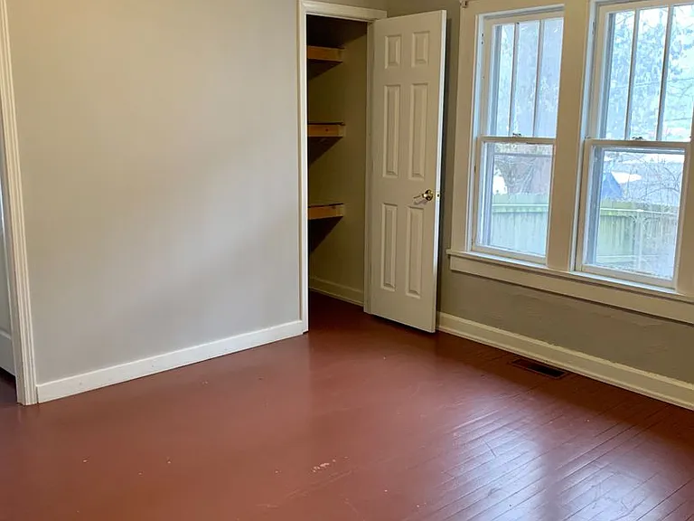 1000 W Country Club Dr — Photo 8
