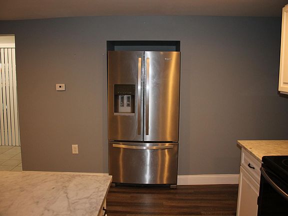 Kitchen -1of4