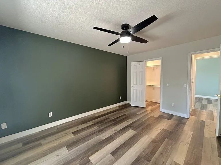 20 Ford St — Photo 15