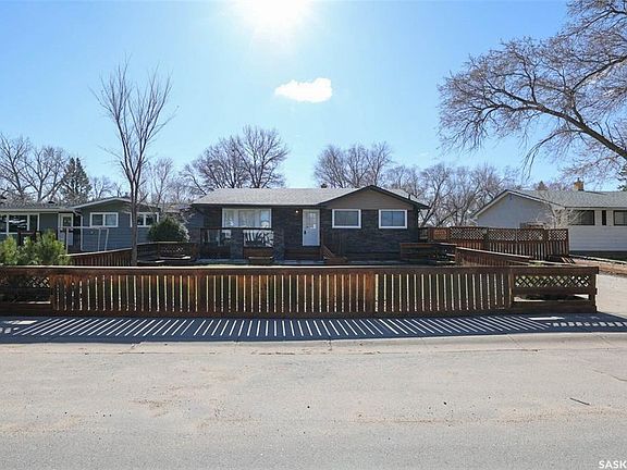 3rd image of 1409 Shannon ROAD