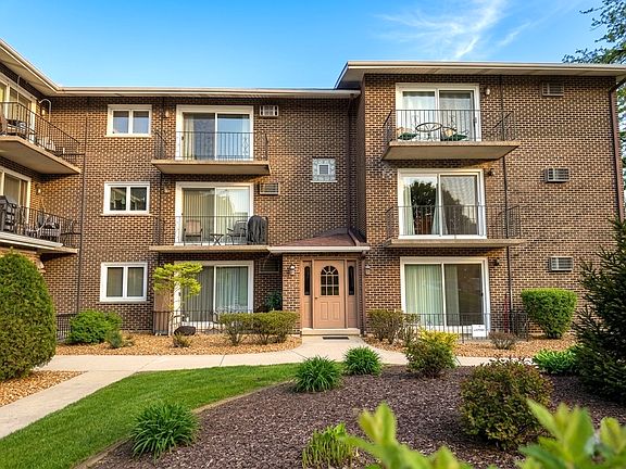 2nd image of 9008 W 140th St APT 3C