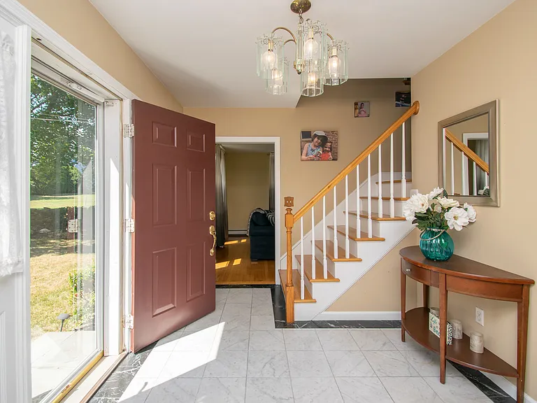 20 Morrison Ave — Photo 9