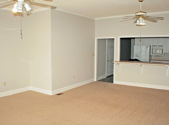 2nd image of 135 N Ashley St