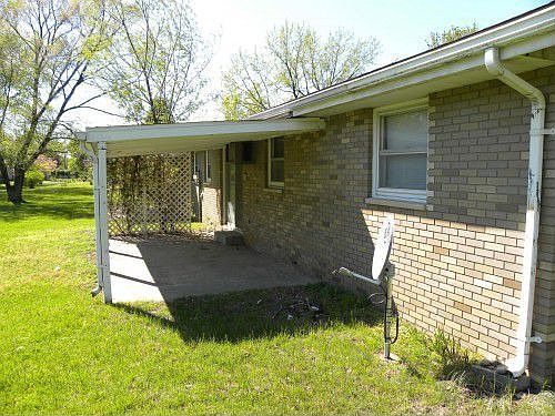 1st image of 1720 Clearwood Dr