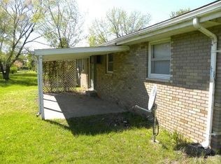 1720 Clearwood Dr, Stevensville, MI 49127