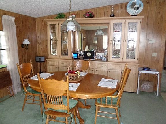 3rd image of 2324 Windermere Ln