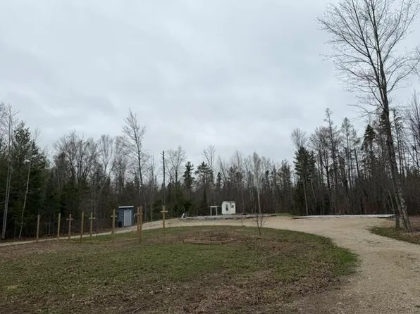 W8186 Pike Hill Rd, Amberg, WI 54102