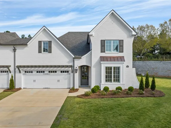 933 Club View Ct, Auburn, AL 36830