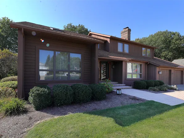 4232 Gullane Dr, Erie, PA 16506
