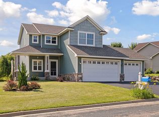 1302 Singing Hills Dr, Lonsdale, MN 55046
