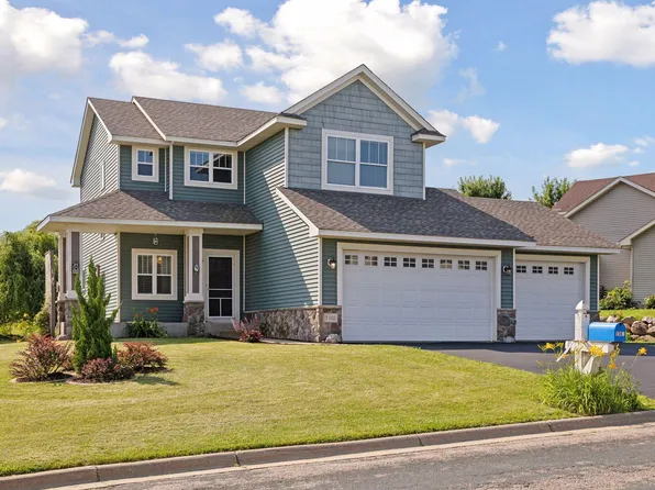 1302 Singing Hills Dr, Lonsdale, MN 55046