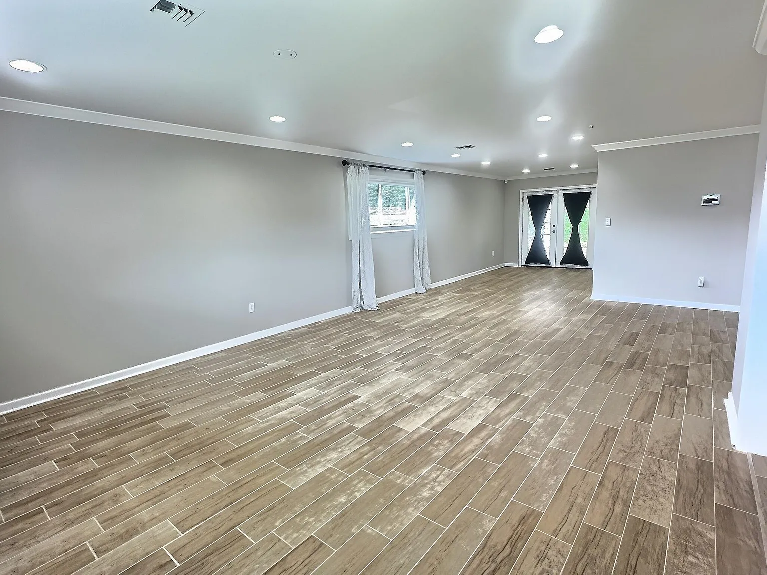 4 bed, 1778 sqft, $2,200 — Photo 3