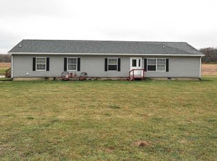 7980 Downs Ln, Rushville, IL 62681