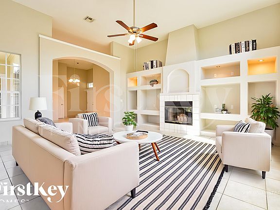4th image of 13455 Lake Turnberry Cir