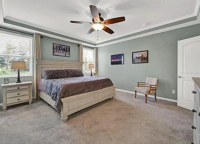 1422 Kings Grove Dr — Photo 5