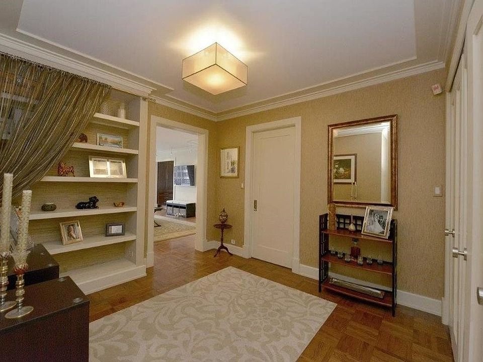 1st image of 300 E 40th St APT 16T