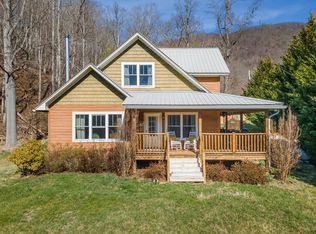 145 Sugarbush Ln, Canton, NC 28716