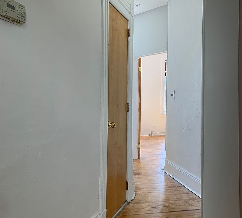 1st image of 25-39 36th St #2R
