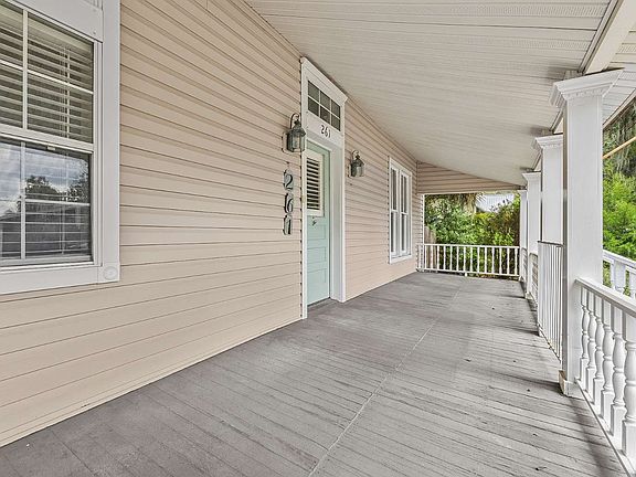 5th image of 261 SE Saint Johns St