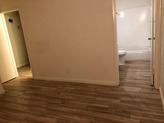 5th image of 825 E Brown Ave APT 201