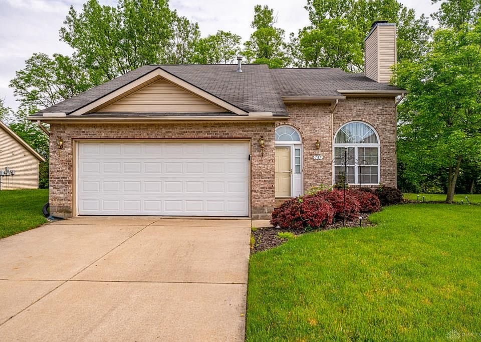 1st image of 737 Broad Oak Dr