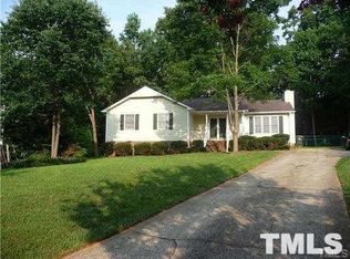 101 Rosehaven Dr, Raleigh, NC 27609