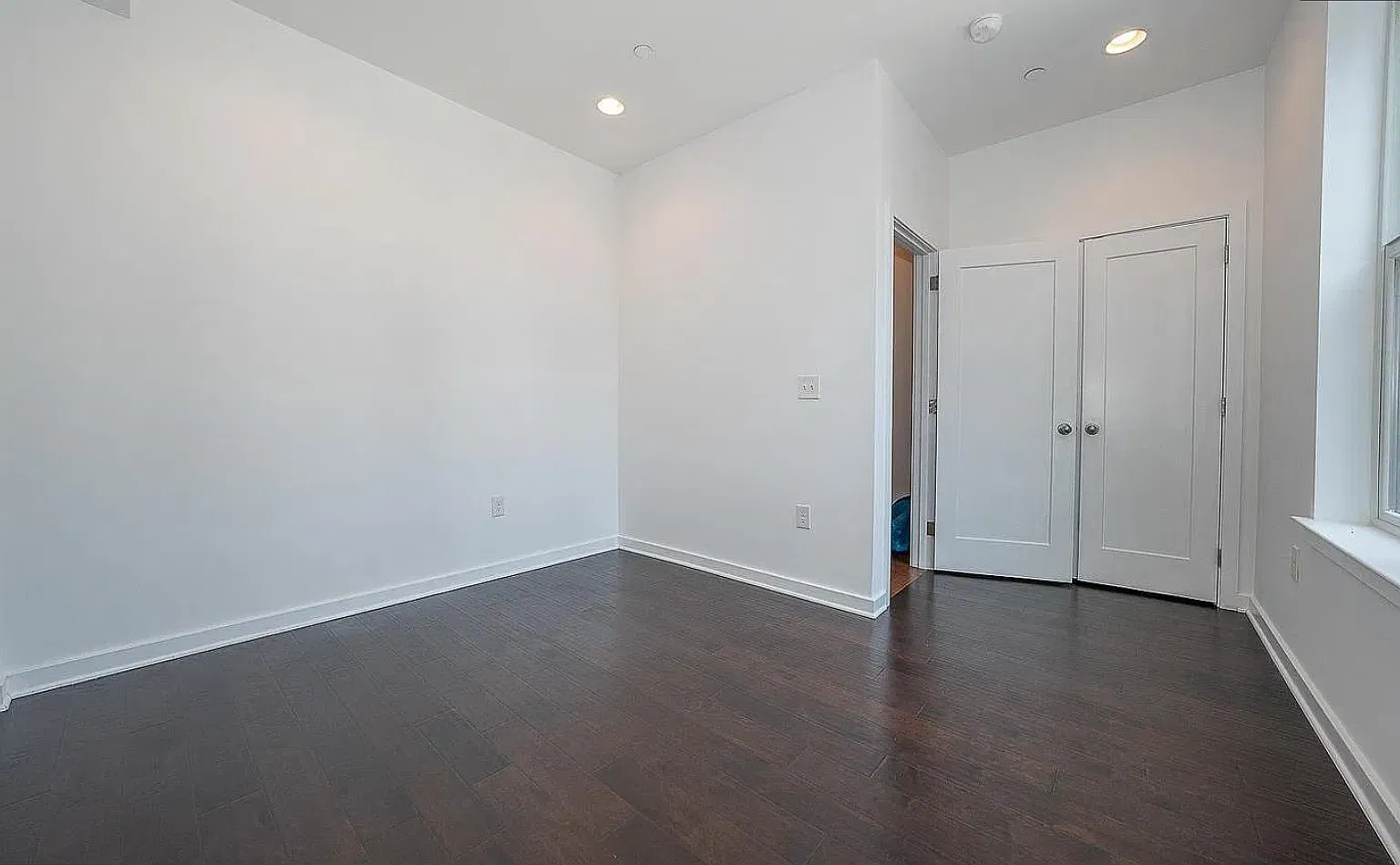 3 bed, 2230 sqft, $3,500 — Photo 3