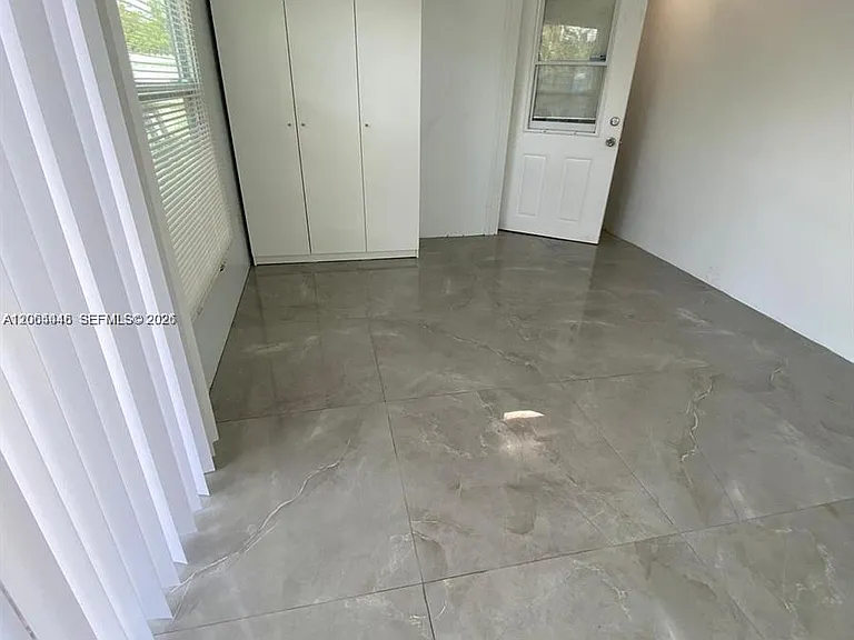 112 Ronald Rd — Photo 8
