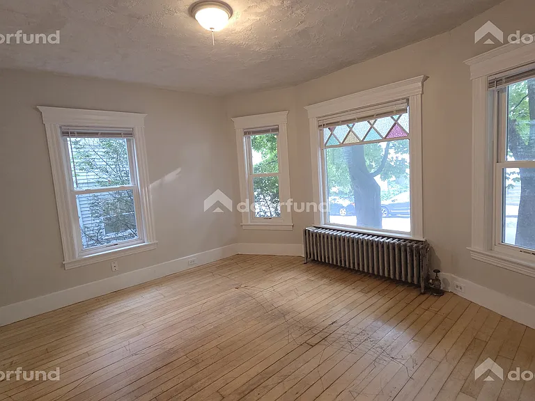 41 Freeland St #1 — Photo 6