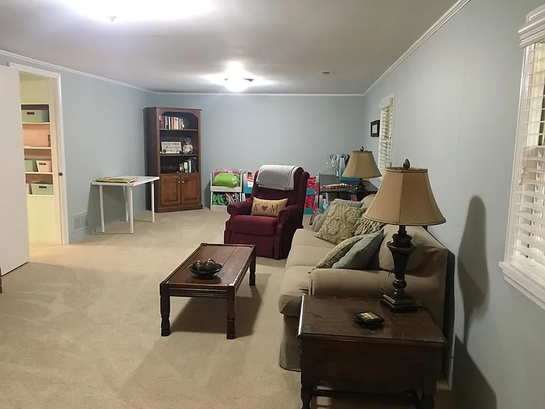 4050 Dresden Dr — Photo 38
