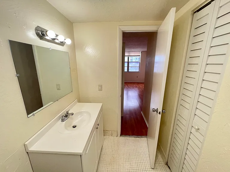 15600 NW 7th Ave #516 — Photo 8