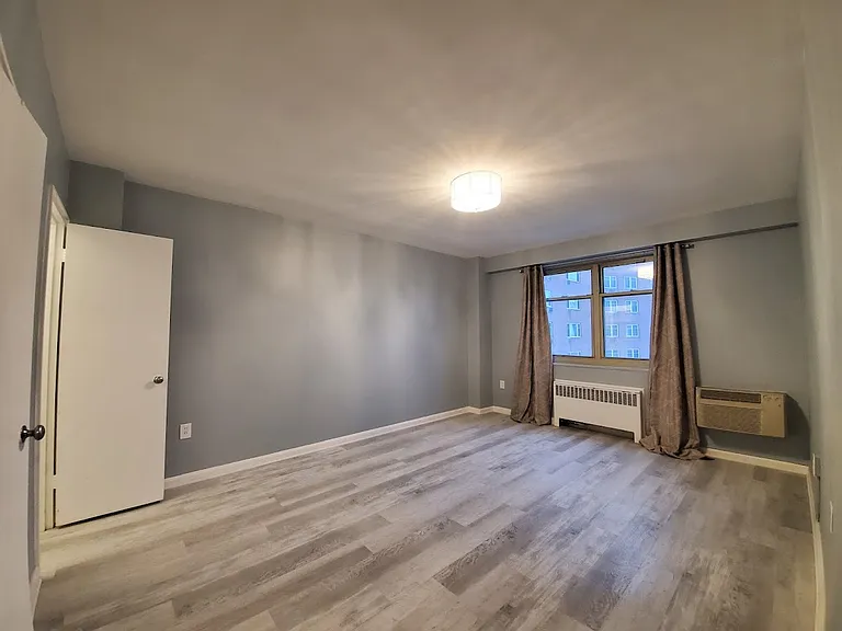 11820 Edgewater Dr #417 — Photo 16