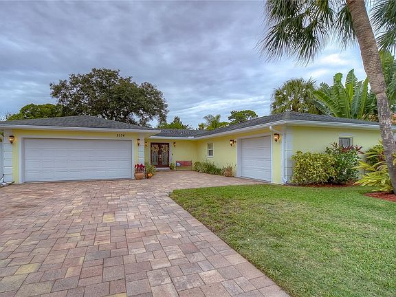 4th image of 8556 Merrimoor Blvd E