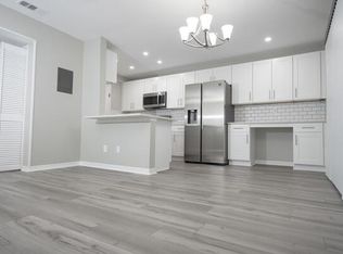 9011 Pebble Creek Dr, Tampa, FL 33647