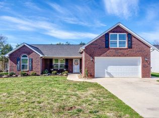 319 Wynberry Ct, Maryville, TN 37804