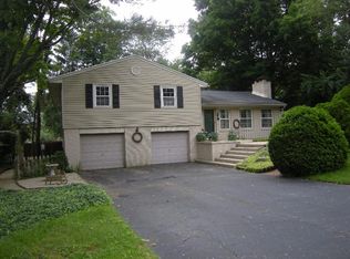 5669 Nicolet Ln, Dayton, OH 45429