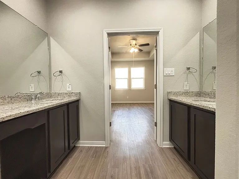 330 Caleb Ct — Photo 18