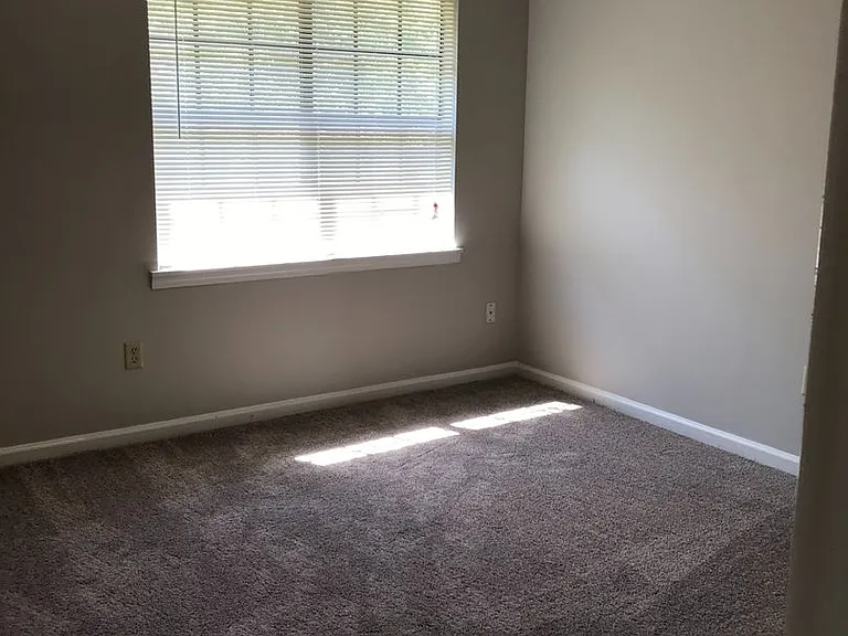 1393 Hueytown Rd — Photo 3