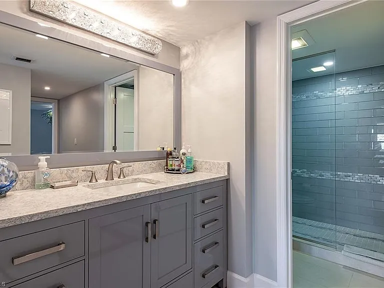4155 Crayton Rd #203 — Photo 7
