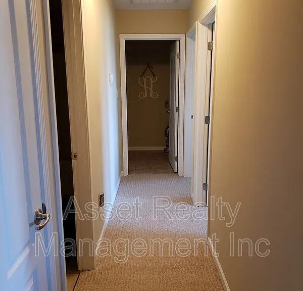 235 Stonefield Rd #1 — Photo 22