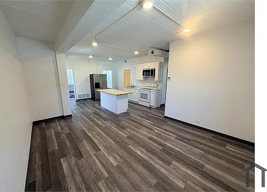 10021 S Western Ave #2 — Photo 6