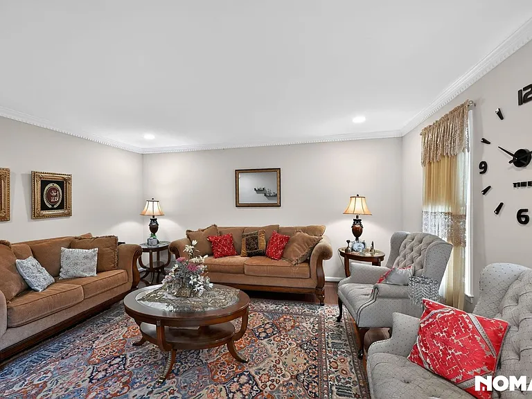 13648 Spinning Wheel Dr — Photo 9