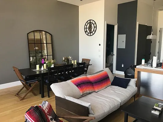 Rented by The KCI Group | media 25