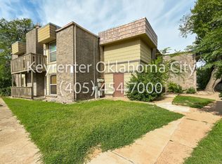 6550 N Meridian Ave Townhouse, Oklahoma City, OK 73116